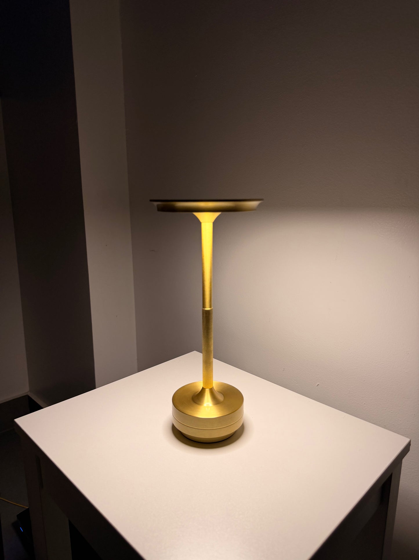Halo Gold Rechargeable Table Lamp